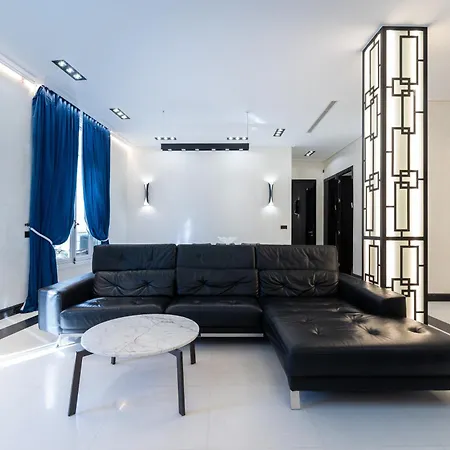 110 M2 Golden Square, Renovated, 20metres Croisette, Parking Private * كان