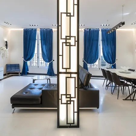 Apartment 110 M2 Golden Square, Renovated, 20metres Croisette, Parking Private