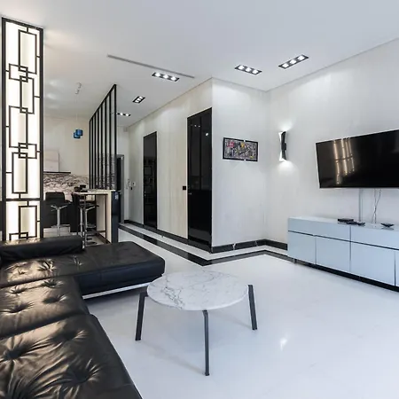 Apartment 110 M2 Golden Square, Renovated, 20metres Croisette, Parking Private Cannes